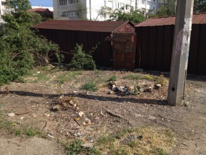 между ул. Героев Сталинграда 35 и 37