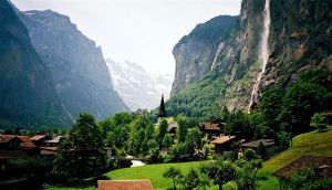 picruresque-relief-in-Switzerland